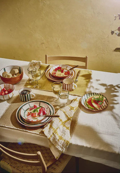 Assiette en porcelaine MYKONOS Ø20.3cm POMAX COIN DU MEUBLE PARIS