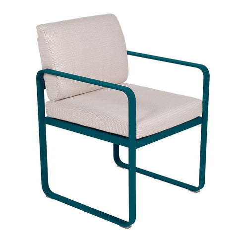 Silla con reposabrazos BELLEVIE de la marca Fermob con cojin PEARL. comprar en rincon del mueble online. RDM online