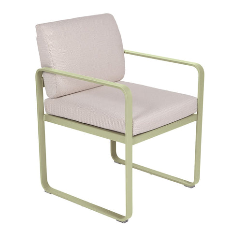 Silla con reposabrazos BELLEVIE de la marca Fermob con cojin PEARL. comprar en rincon del mueble online. RDM online