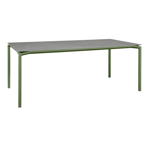 Mesa Calvi Mineral 195x95 de la marca fermob. comprar online en rincon del mueble