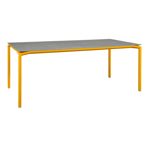 Mesa Calvi Mineral 195x95 de la marca fermob. comprar online en rincon del mueble