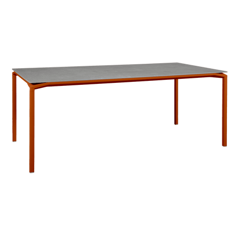 Mesa Calvi Mineral 195x95 de la marca fermob. comprar online en rincon del mueble
