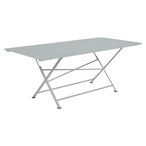 Table CARGO de 190 x 90 cm de la marque française Fermob. Acheter Fermob en ligne. 