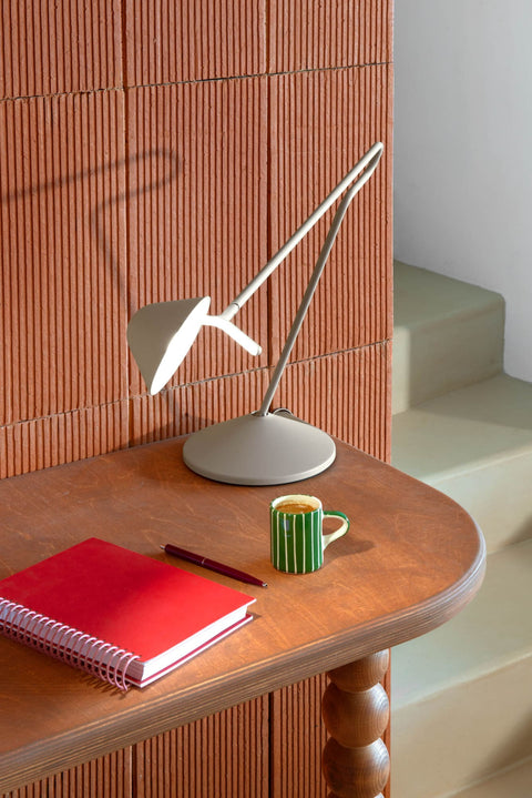 lampara escritorio PIXI de 47cm de la marca FERMOB. COMPRAR ONLINE EN RINCON DEL MUEBLE