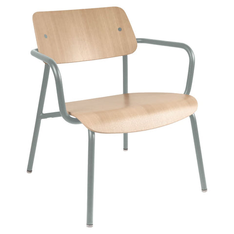Sillón bajo de roble con reposabrazos STUDIEFERMOB RDM Madrid