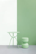 Table Ø 60 cm AIRLOOP en acier pour EXTÉRIEUR de la marque française FERMOB®. Acheter Fermob en ligne. Rincón del Mueble