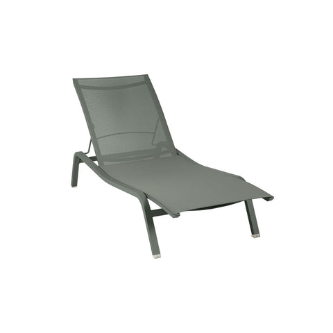 Chaise longue XS ALIZÉ de la marque Fermob. Acheter Fermob en ligne. Rincón del Mueble