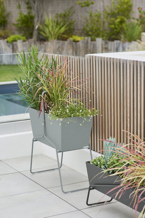 Jardinière haute BASKET de la marque française Fermob. Acheter Fermob en ligne. Rincón del Mueble