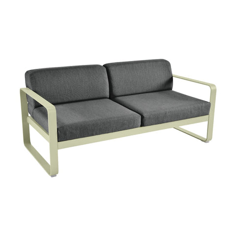 Canapé BELLEVIE pour 2 personnes de la marque française Fermob. Acheter Fermob en ligne. Coin du meuble