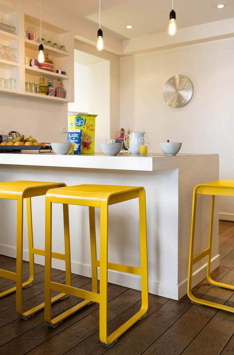 Tabouret haut de bar BELLEVIE de la marque française Fermob. Acheter Fermob en ligne. Rincón del Mueble