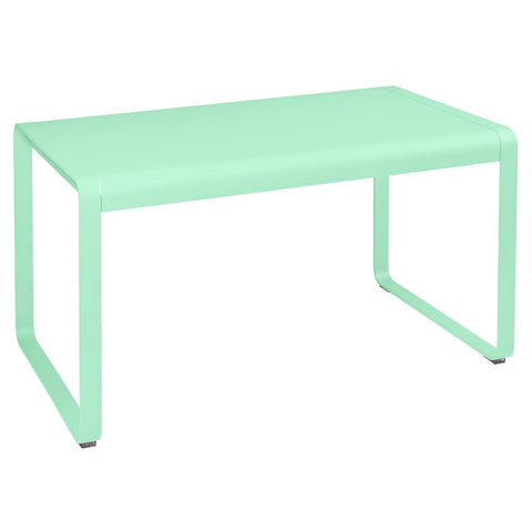 Table BELLEVIE de 140 x 80 x 74 cm de la marque française Fermob. Acheter Fermob en ligne. Rincón del Mueble