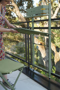 Table de balcon BISTRO 57 x 77 cm de la marque Fermob. Acheter Fermob en ligne. Rincón del Mueble