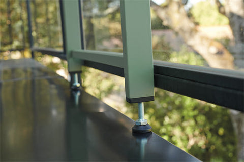 Table de balcon BISTRO 57 x 77 cm de la marque Fermob. Acheter Fermob en ligne. Rincón del Mueble