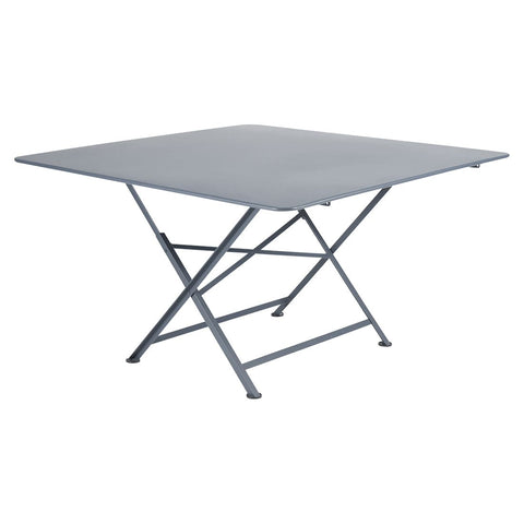 Table CARGO de 128 x 128 cm de la marque française Fermob