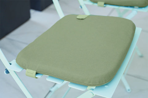 Coussin de chaise COLOR MIX BISTRO 38 x 30 cm par Fermob. Fermob Espagne. Coin meuble. mobilier d'extérieur en ligne