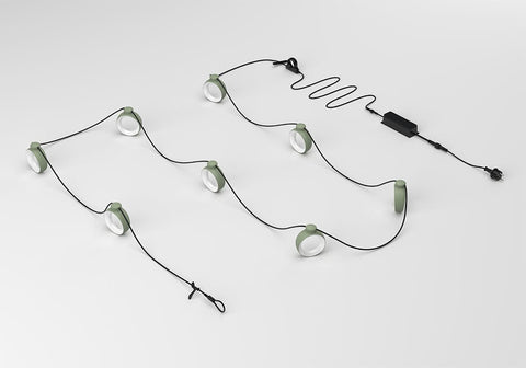Guirlande lumineuse extérieure HOOP de la marque Fermob. Acheter Fermob en ligne