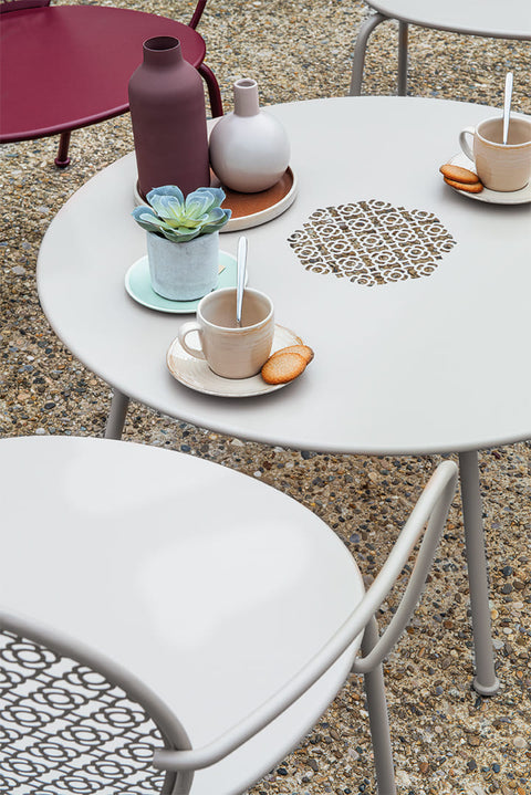 Table basse LORETTE Ø80cm Fermob CDM Paris