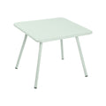 Table LUXEMBOURG KID de 57 x 57 cm de la marque française Fermob. Acheter Fermob en ligne. Rincón del Mueble