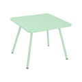 Table LUXEMBOURG KID de 57 x 57 cm de la marque française Fermob. Acheter Fermob en ligne. Rincón del Mueble