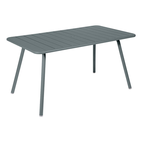 Table LUXEMBOURG de 143 x 80 cm de la marque française Fermob. Acheter Fermob en ligne. Rincón del Mueble