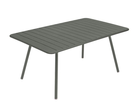Table LUXEMBOURG de 165 x 100 cm de la marque française Fermob. Acheter Fermob en ligne. Rincón del Mueble