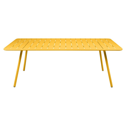 Table LUXEMBOURG de 207 x 100 cm de la marque française Fermob. Acheter Fermob en ligne. Rincón del Mueble