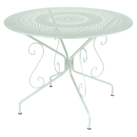 Table MONTMARTRE Fermob sur Coin du Meuble PARIS France remises en ligne