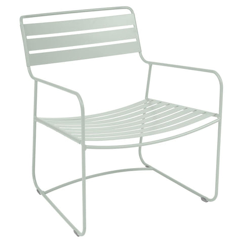 Fauteuil bas SUPRISING de la marque française Fermob. Acheter Fermob en ligne. Rincón del Mueble