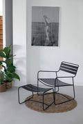 Ensemble fauteuil bas et repose-pieds SUPRISING de la marque française Fermob. Acheter Fermob en ligne. Rincón del Mueble