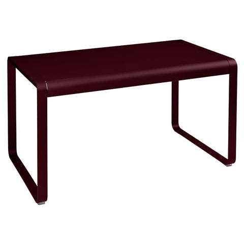 Table BELLEVIE de 140 x 80 x 74 cm de la marque française Fermob. Acheter Fermob en ligne. Rincón del Mueble