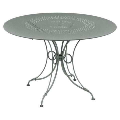 Table Ø 117 cm 1900 de la marque française Fermob. Acheter Fermob en ligne.