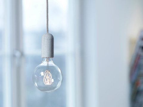 Lampe de Nud Collection douille de personnalisation 100% européenne sur Coin du Meuble CDM Paris France